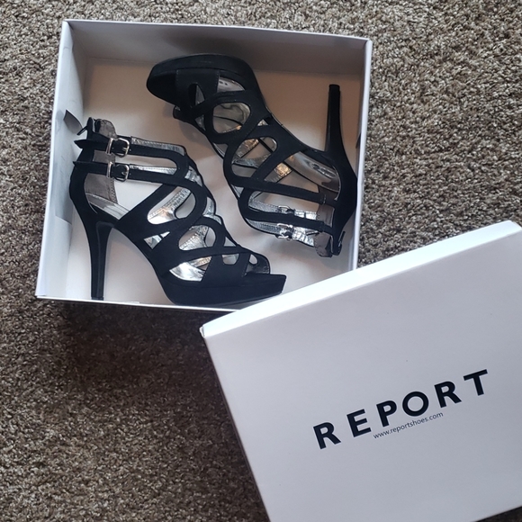 report black heels